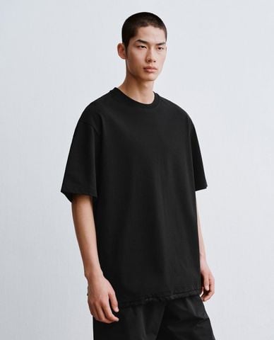  URBAN REVIVO - Áo thun nam cổ tròn tay ngắn 