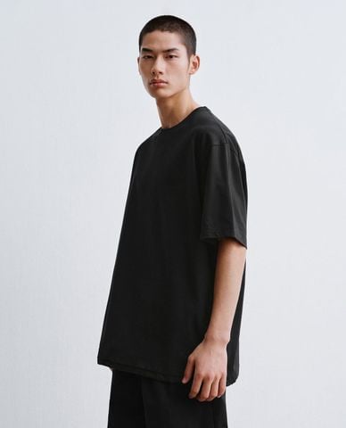  URBAN REVIVO - Áo thun nam cổ tròn tay ngắn 