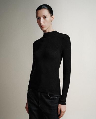  URBAN REVIVO - Áo dệt kim nữ cổ cao tay dài 