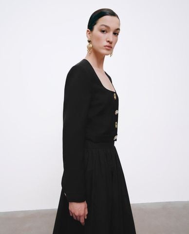  URBAN REVIVO - Áo croptop nữ cổ vuông tay dài phối nút 