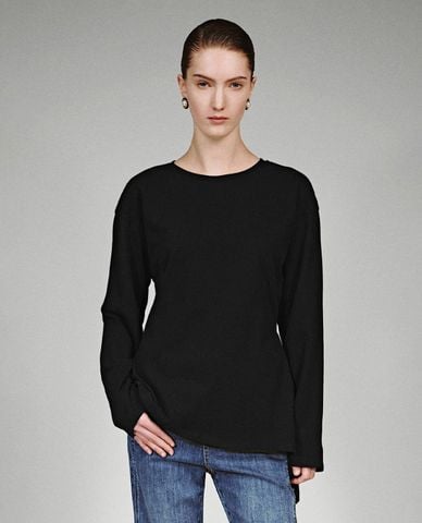  URBAN REVIVO - Áo kiểu nữ cổ tròn tay dài xoắn eo 