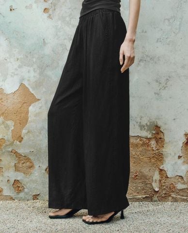  URBAN REVIVO - Quần nữ ống rộng lưng thun 