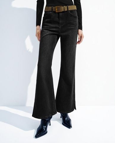 URBAN REVIVO - Quần jeans nữ ống loe phối thắt lưng 