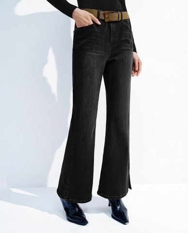  URBAN REVIVO - Quần jeans nữ ống loe phối thắt lưng 