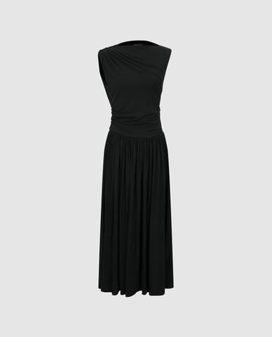  URBAN REVIVO - Đầm sát nách midi lệch vai xếp nếp 