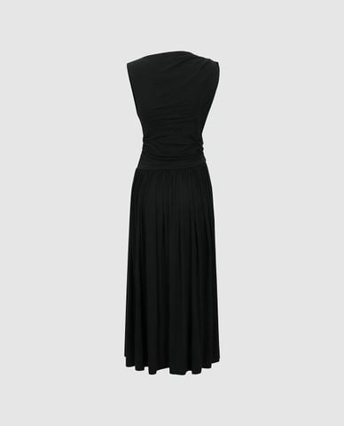  URBAN REVIVO - Đầm sát nách midi lệch vai xếp nếp 