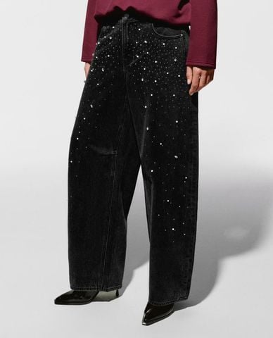 URBAN REVIVO - Quần jeans nữ ống rộng đính đá 