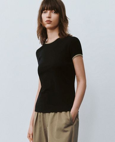  URBAN REVIVO - Áo thun nữ cổ tròn tay ngắn Skinny 