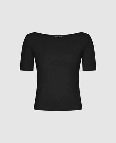  URBAN REVIVO - Áo thun nữ cổ thuyền tay ngắn phom ôm 