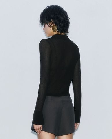  URBAN REVIVO - Áo dệt kim nữ tay dài phom croptop 