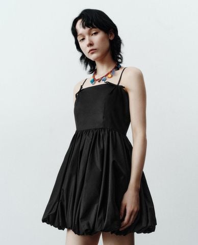  URBAN REVIVO - Đầm hai dây mini dáng phồng 