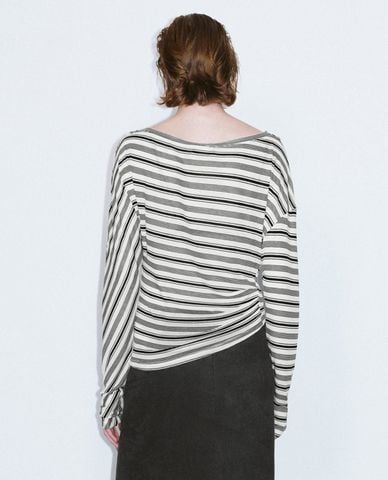  URBAN REVIVO - Áo thun nữ tay dài cổ thuyền thời thượng 