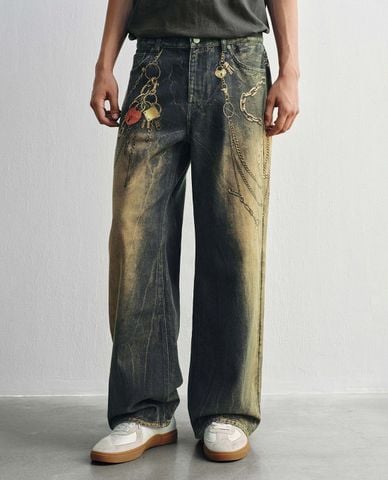  URBAN REVIVO - Quần jeans nam ống rộng họa tiết bụi bặm 