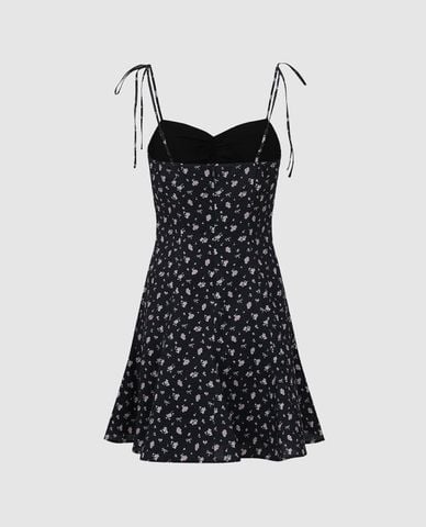  URBAN REVIVO - Đầm hai dây mini họa tiết hoa nhí 