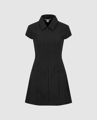  URBAN REVIVO - Đầm polo mini dệt kim kẻ sọc 