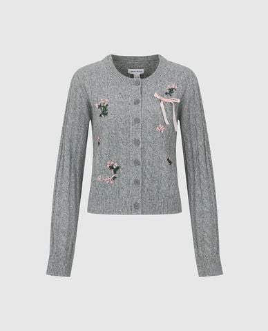  URBAN REVIVO - Áo khoác cardigan nữ tay dài thêu hoa phối nơ 