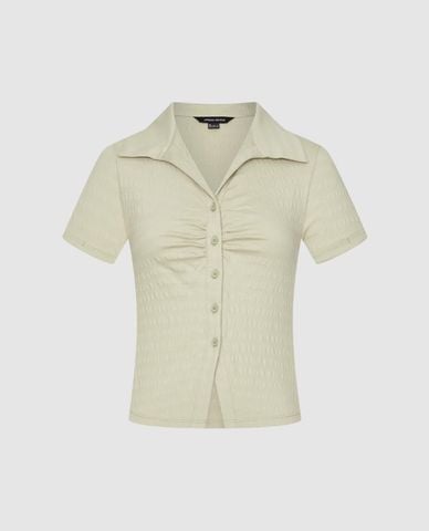  URBAN REVIVO - Áo dệt kim nữ cổ bẻ tay ngắn phối nút 