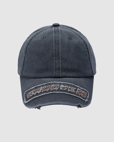  URBAN REVIVO - Nón bóng chày nam thêu chữ 