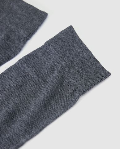  URBAN REVIVO - Vớ nữ cổ cao dệt gân 