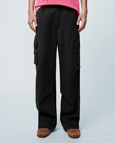  URBAN REVIVO - Quần nam ống rộng túi hộp 