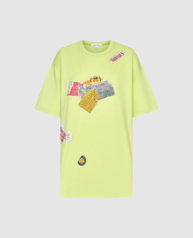  URBAN REVIVO - Áo thun nữ cổ tròn tay ngắn họa tiết retro 