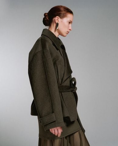  URBAN REVIVO - Áo khoác măng tô nữ cổ bẻ thắt đai 