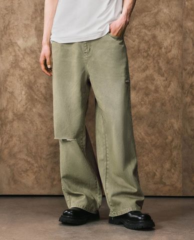  URBAN REVIVO - Quần jeans nam ống rộng hiện đại 