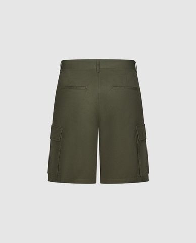 URBAN REVIVO - Quần short nam ngang gối phối túi hộp 