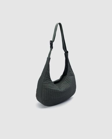  URBAN REVIVO - Túi đeo chéo nam hình bán nguyệt 