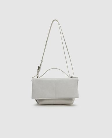  URBAN REVIVO - Túi đeo vai nữ hình thang nắp gập 