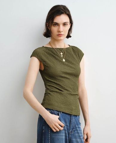  URBAN REVIVO - Áo thun nữ cổ tròn tay ngắn xếp nhún 