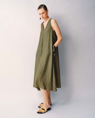  URBAN REVIVO - Đầm sát nách midi cổ V phối dây thắt 
