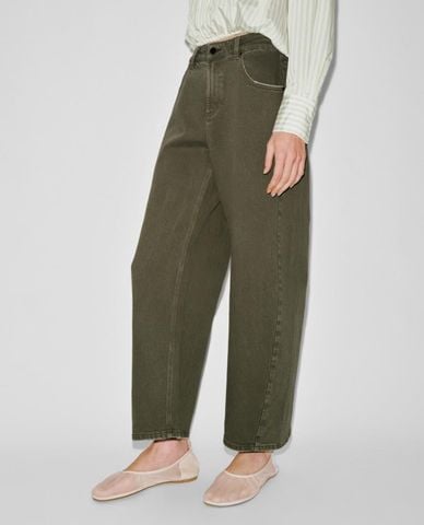  URBAN REVIVO - Quần jeans nữ ống rộng cạp cao 