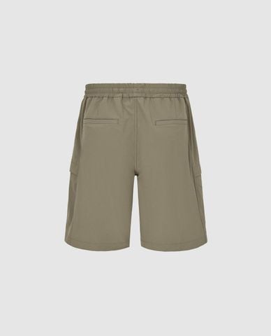  URBAN REVIVO - Quần short nam ống rộng lưng thun 
