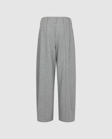  URBAN REVIVO - Quần nữ ống đứng xếp li 