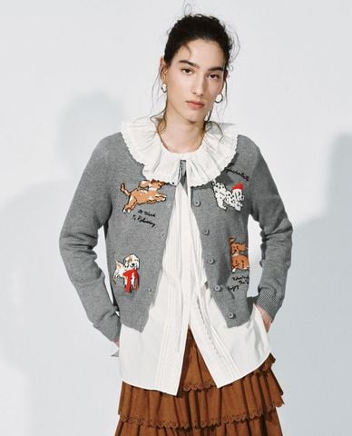  URBAN REVIVO - Áo khoác cardigan nữ cổ tròn thêu họa tiết 