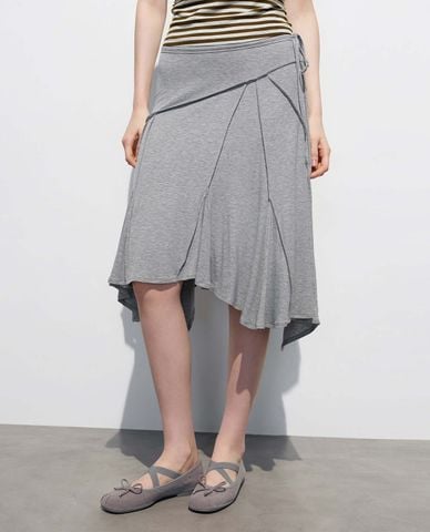  URBAN REVIVO - Chân váy phom suông midi bất đối xứng 