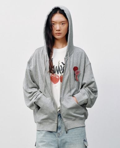  URBAN REVIVO - Áo khoác phối mũ nữ tay dài phối sticker 