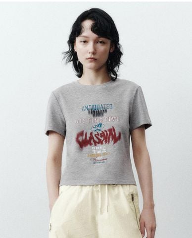  URBAN REVIVO - Áo croptop nữ cổ tròn tay ngắn Printed 