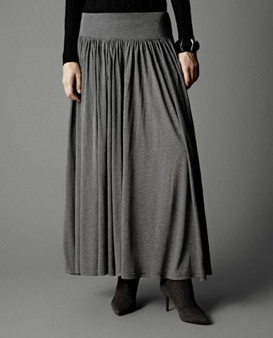  URBAN REVIVO - Chân váy chữ A midi xếp li 