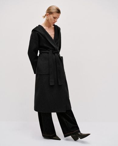  URBAN REVIVO - Áo khoác măng tô nữ dáng dài phối dây thắt eo 