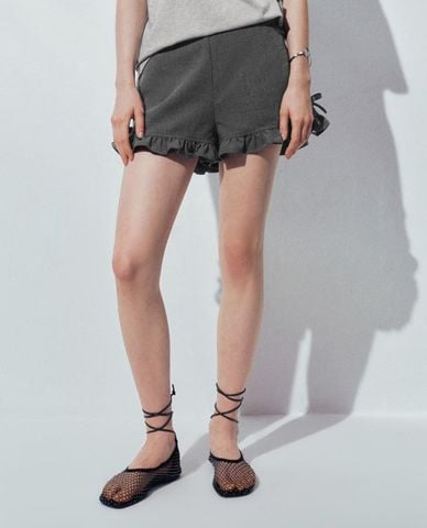  URBAN REVIVO - Quần short ngắn nữ viền bèo phối nơ 