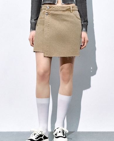  URBAN REVIVO - Chân váy denim mini chữ A vạt chéo 