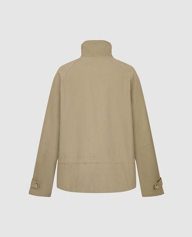  URBAN REVIVO - Áo khoác denim nữ cổ trụ tay dài phối túi 