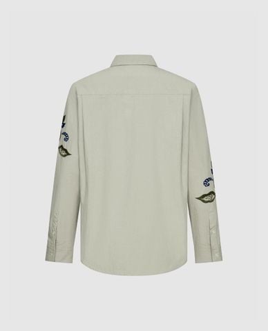  URBAN REVIVO - Áo sơ mi nam cổ bẻ tay dài thêu họa tiết 