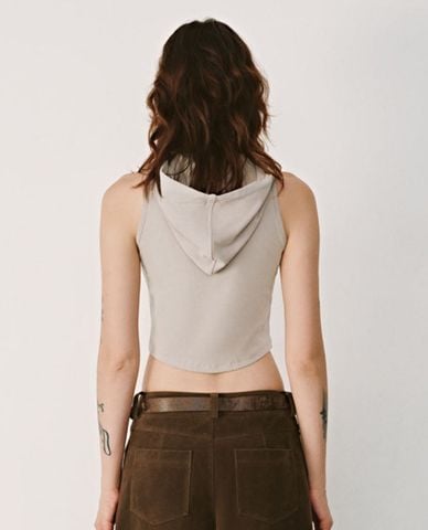  URBAN REVIVO - Áo sát nách nữ phom croptop phối mũ 