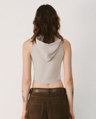  URBAN REVIVO - Áo sát nách nữ phom croptop phối mũ 