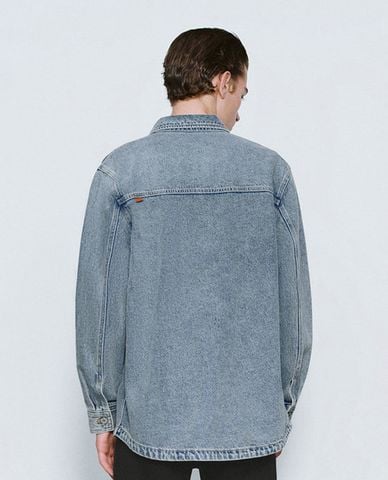 URBAN REVIVO - Áo khoác denim nam tay dài thanh lịch 