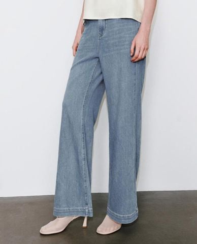  URBAN REVIVO - Quần jeans nữ ống loe wash bạc 