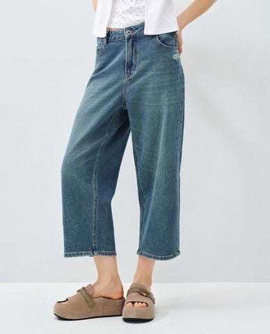  URBAN REVIVO - Quần jeans nữ ống rộng wash bạc cổ điển 